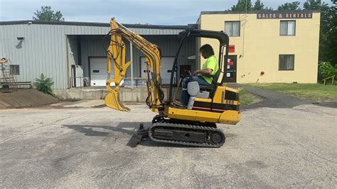 1998 SCAT TRAK 520V MINI EXCAVATOR! 